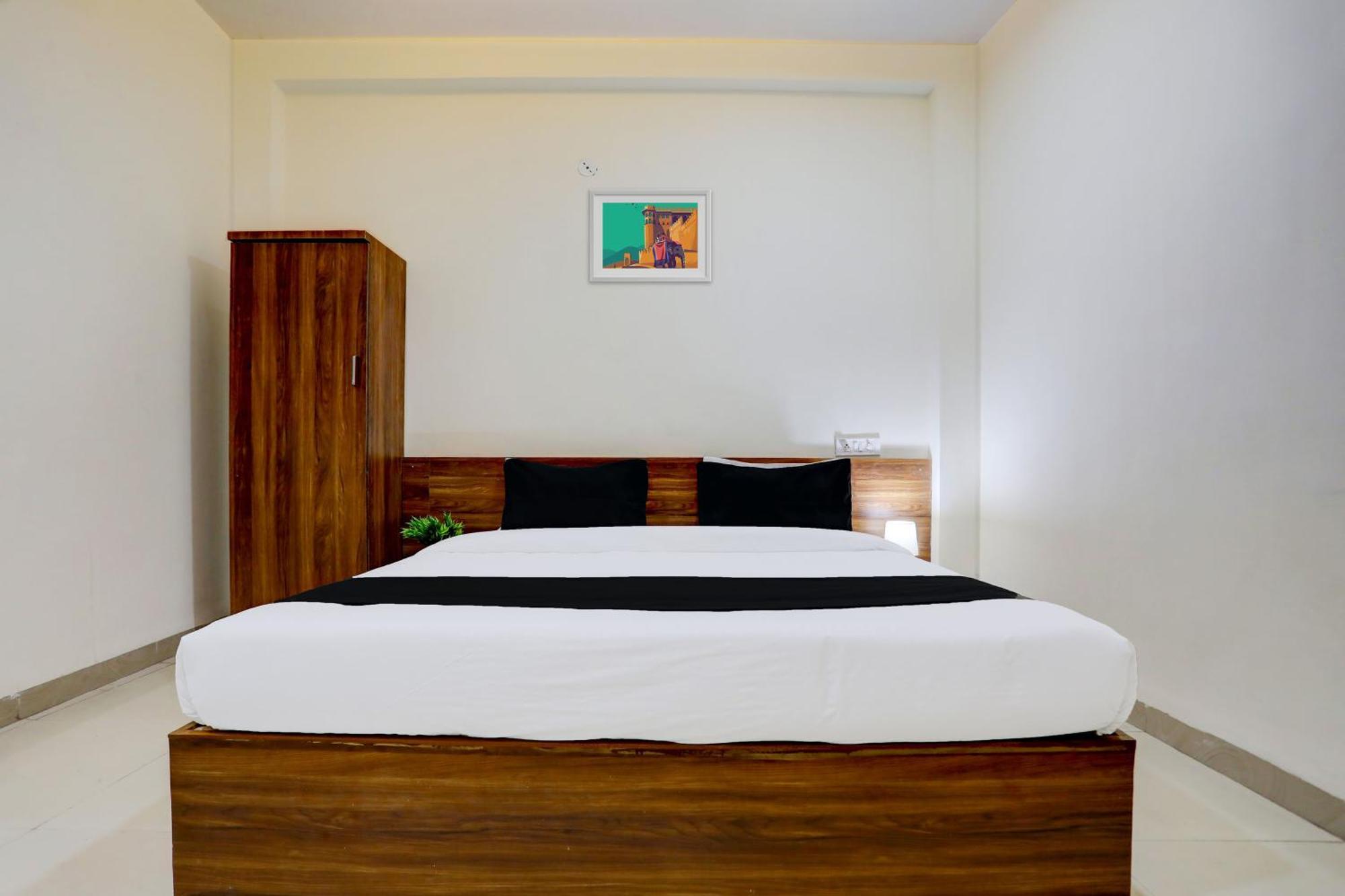 Hotel O Sb 47 Indore Zewnętrze zdjęcie